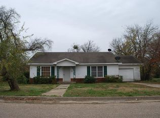 606 E Walnut St, Hillsboro, TX 76645