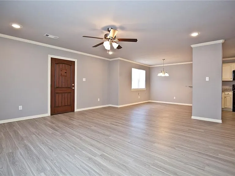 1253 N Rupple Rd — Photo 10