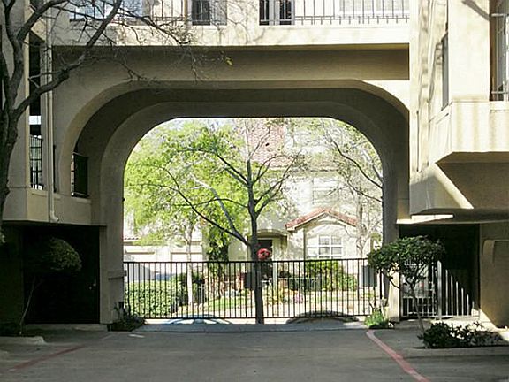 3rd image of 3311 Blackburn St APT 106