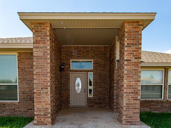 4th image of 2700 Northglen Dr