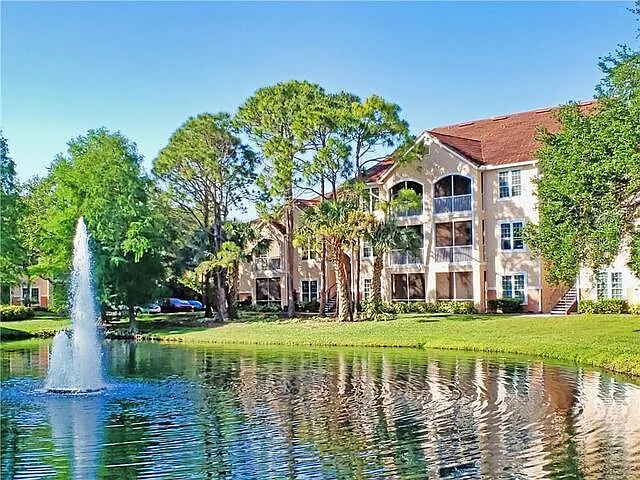 4140 Central Sarasota Pkwy #1233