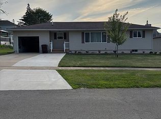 113 N Willow St, Westphalia, MI 48894