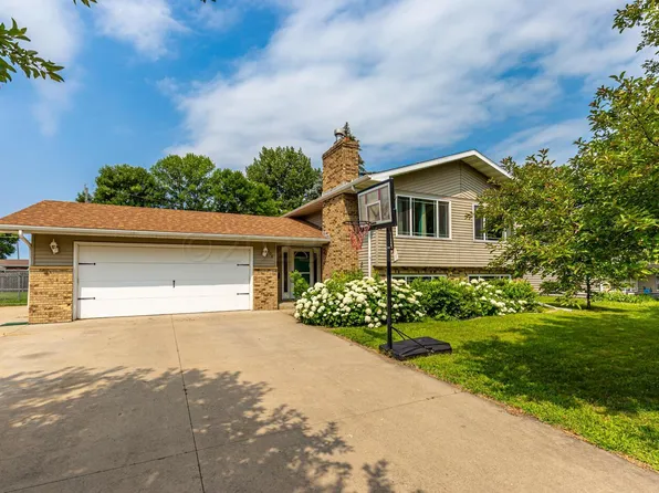 506 2nd St NE, Dilworth, MN 56529