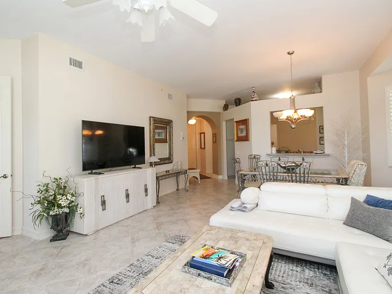825 Bentwater Cir #101 — Photo 30