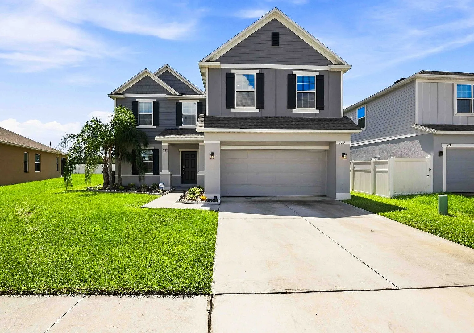 Nearly 3000 sqft 5-Bedroom Home with Loft & 3.5 Baths — Photo 1