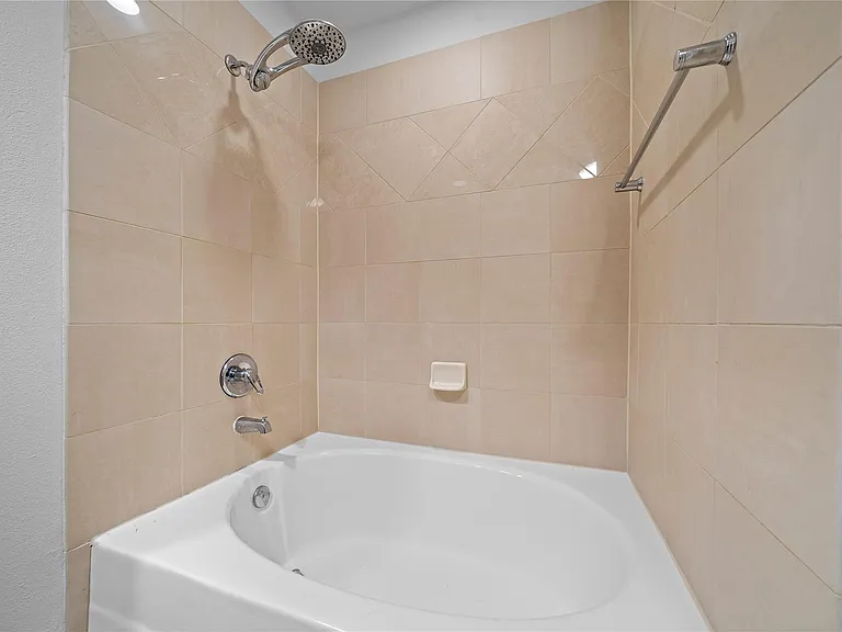 3333 Allen Pkwy #706 — Photo 22
