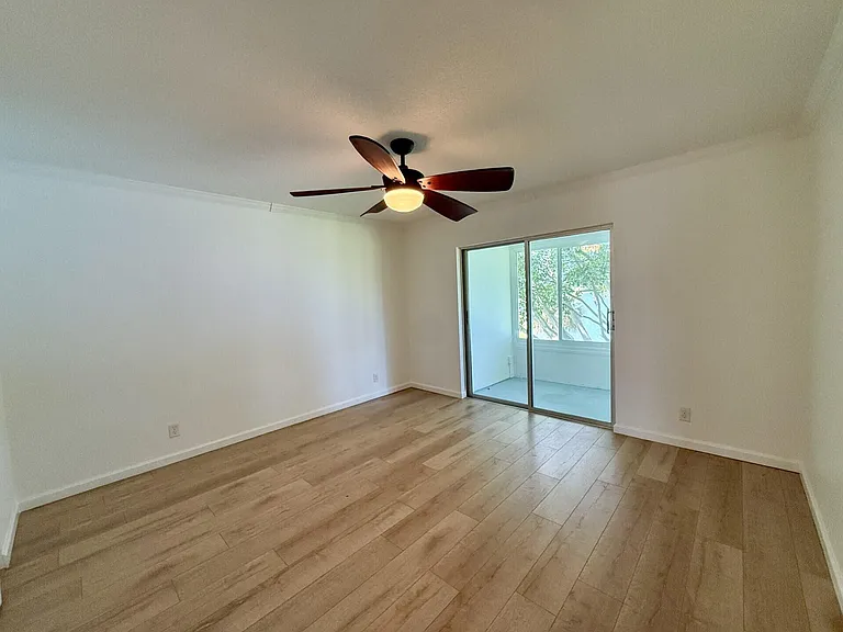 22 Somerset Dr #22-A — Photo 10