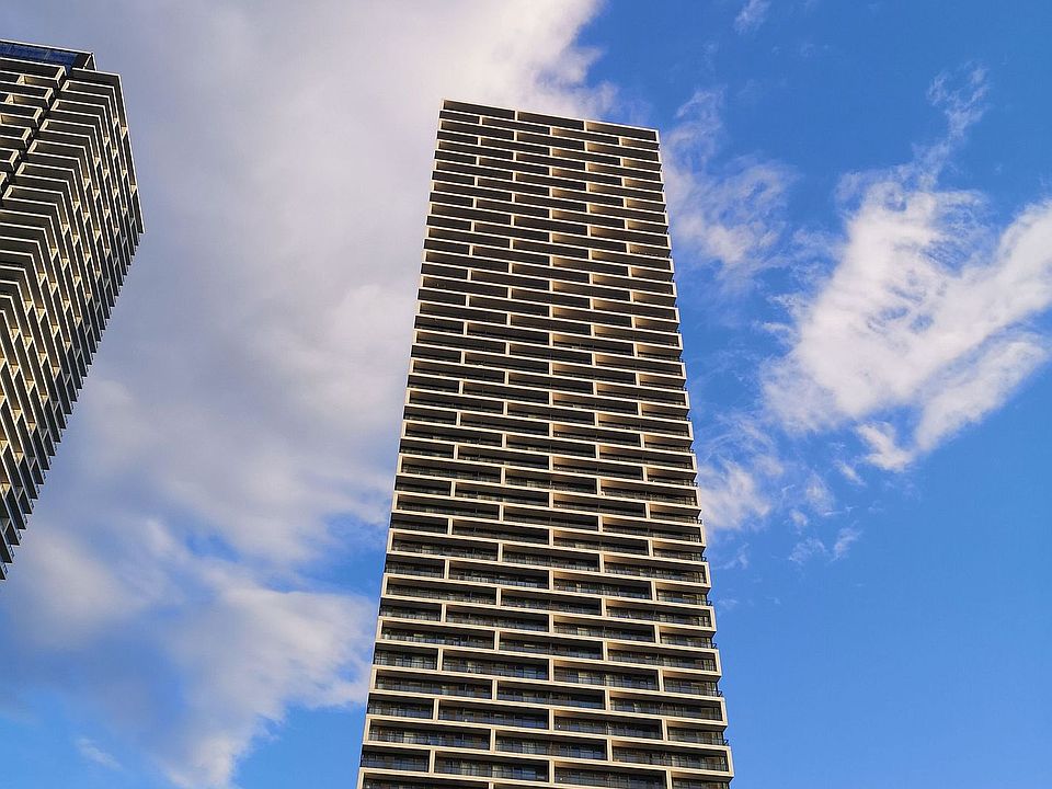 1st image of 898 Portage Pkwy #5211