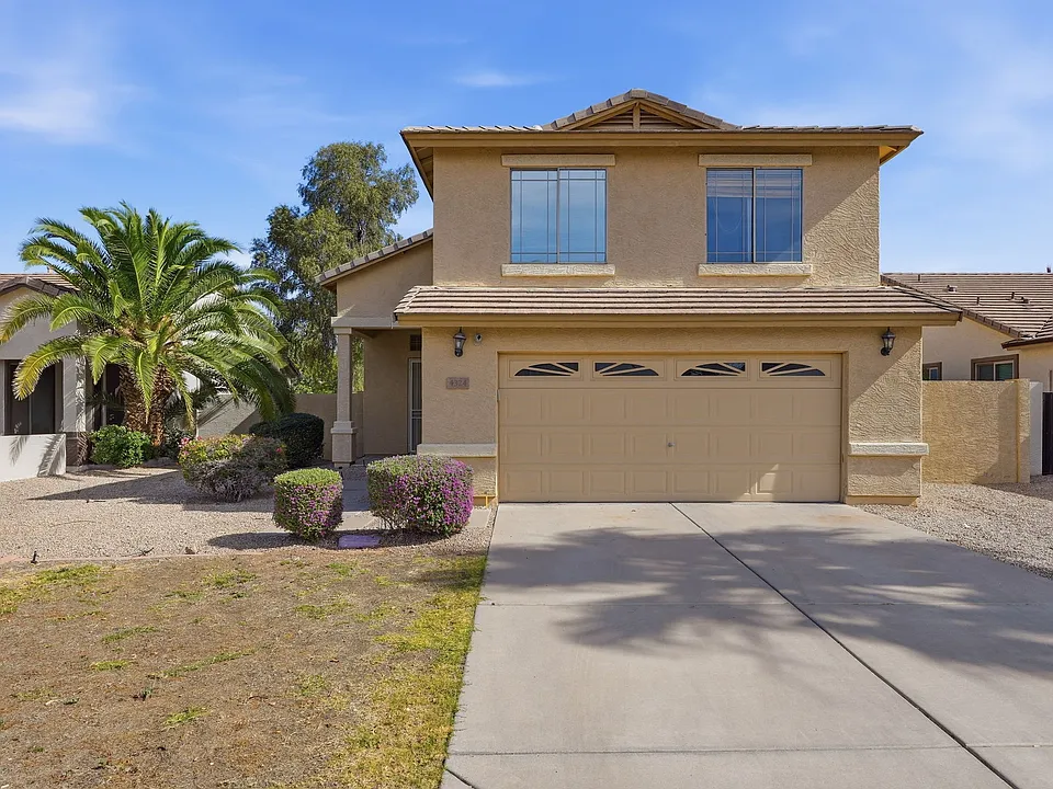 4324 E Megan St