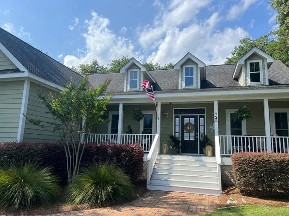 722 Cockle St, Surf City, NC 28445