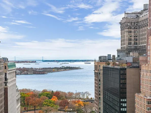 88 Greenwich St APT 2307, New York, NY 10006