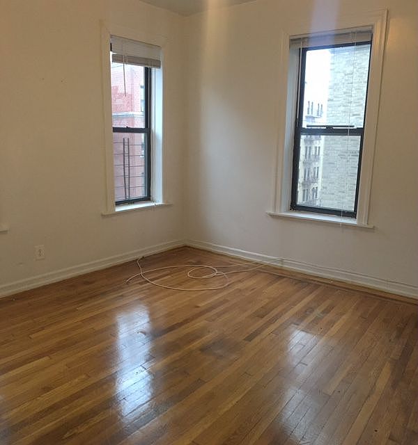 1st image of 2725 Morris Ave APT 4C