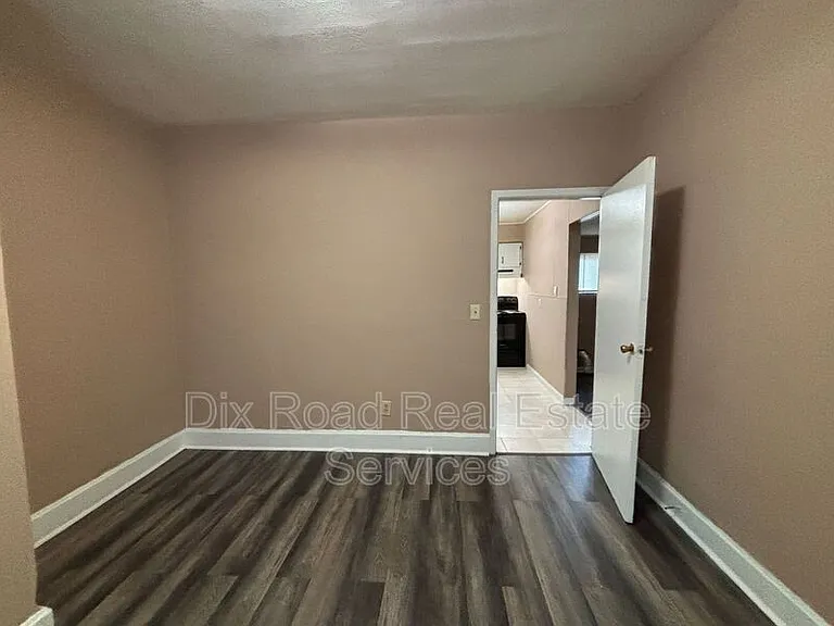 1109 Oxford State Rd — Photo 13