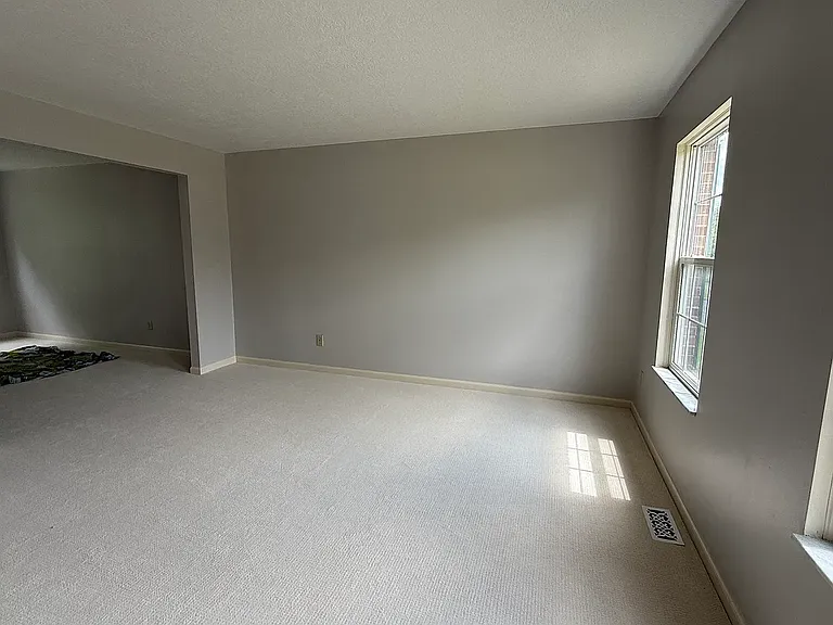 5990 Rings Rd — Photo 25