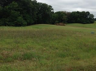 2 Leo Ln, Three Rivers, MI 49093