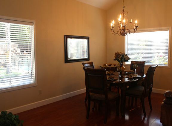 4th image of 3243 Foxboro Pl