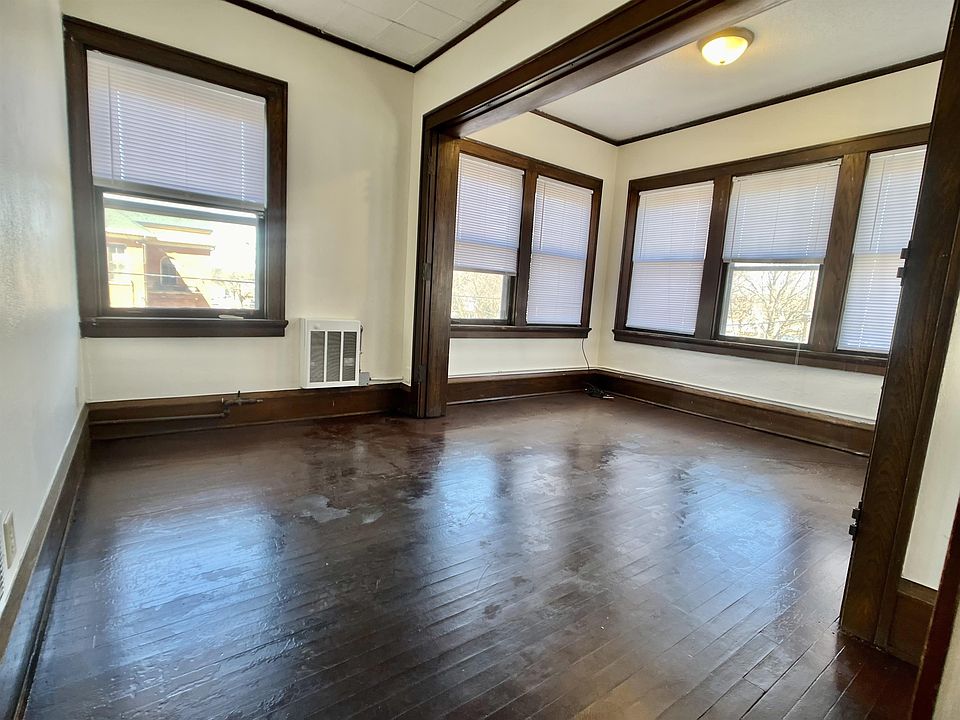 1st image of 319 E Washington St #11184979