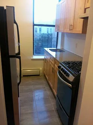 Rented by Misra Group Real Estate | media 11