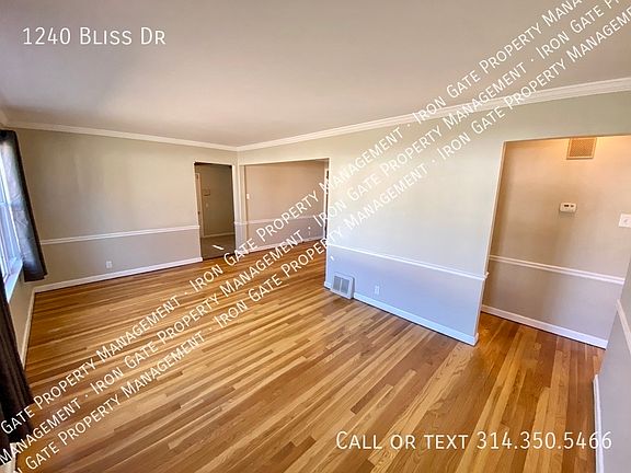 3rd image of 1240 Bliss Dr