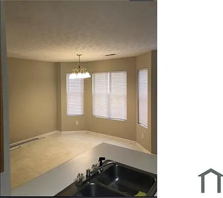 5786 Strathmoor Manor Cir — Photo 12