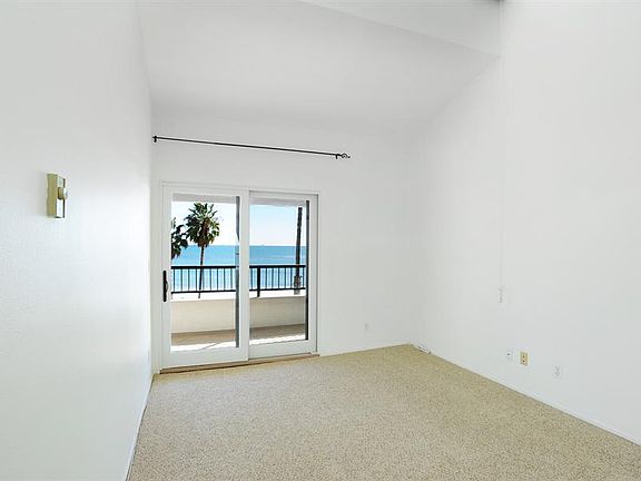 5th image of 20 Barranca Ave APT 6