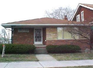 12505 Charest St, Hamtramck, MI 48212