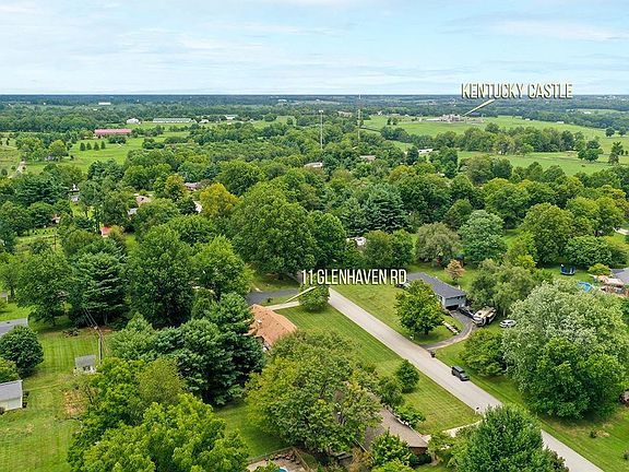 3rd image of 11 Glenhaven Dr