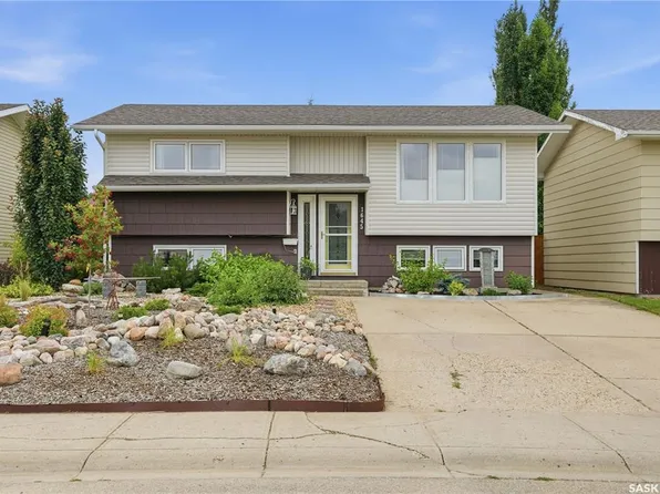 1645 Smith STREET, Moose Jaw, SK S6K 1A7