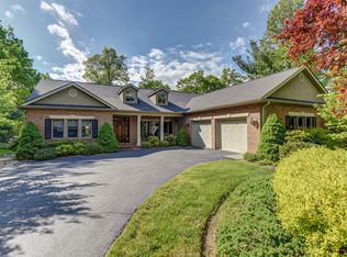 114 Founders Dr, Flat Rock, NC 28731
