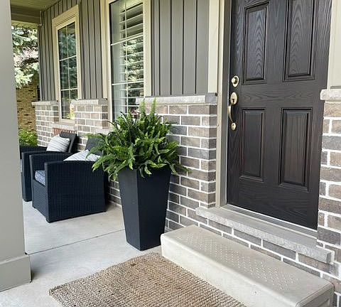 3rd image of 36 Windemere Ave