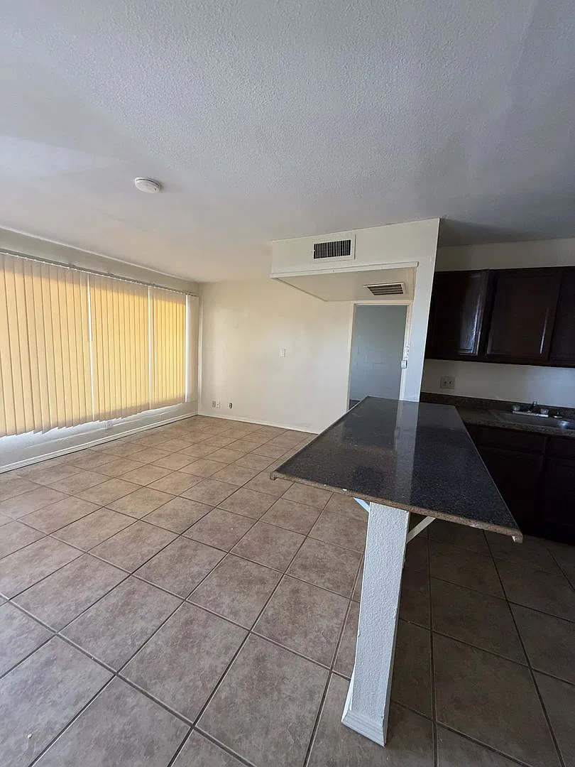 1681 Villa Ave. — Photo 4