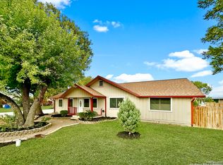 111 Landis Dr, Kirby, TX 78219