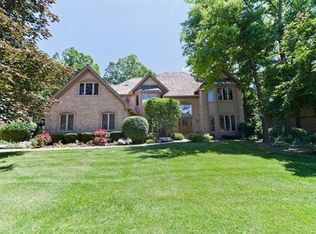 407 Timber Ridge Dr, Bartlett, IL 60103