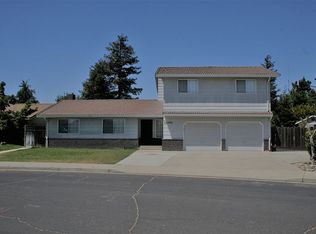 20296 Coral Cir, Hilmar, CA 95324
