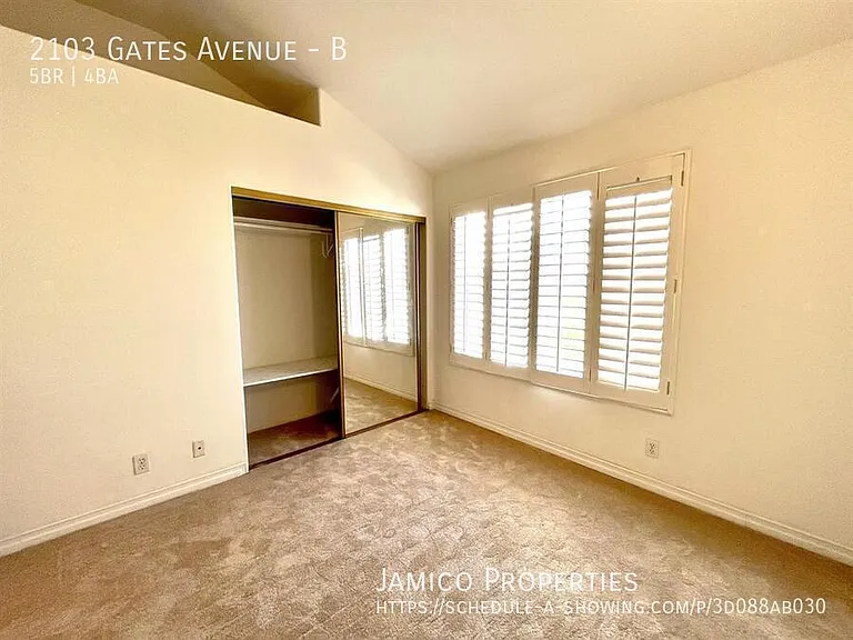 2103 Gates Ave #B — Photo 24