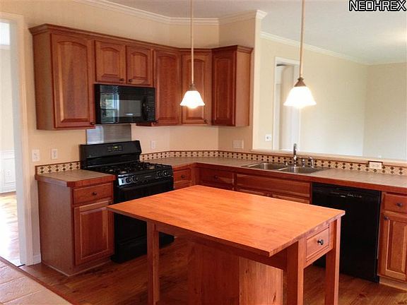 2nd image of 9155 Barnum Ct #10
