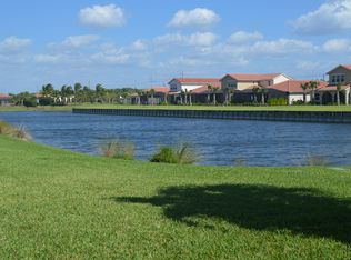 13527 Cambridge Ln, Naples, FL 34109