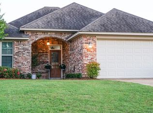 103 Hedge Hill Dr, Calhoun, LA 71225