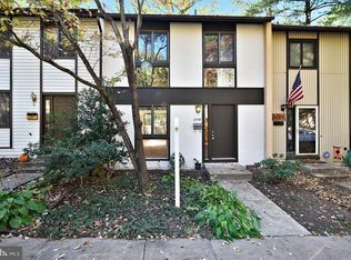 2497 Pyrenees Ct, Reston, VA 20191
