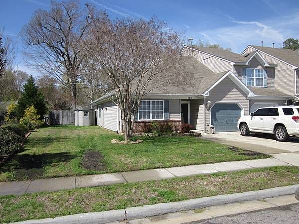 1st image of 152 Horse Run Dr