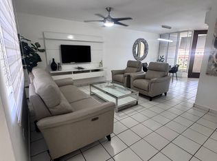 469 Avenue Esmeralda Cond Plz #257, Guaynabo, PR 00969