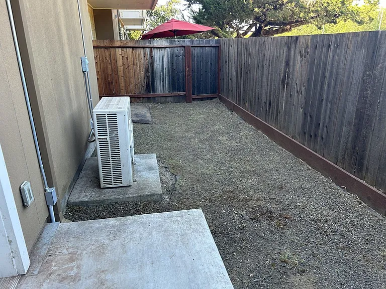 445 Southwest Blvd #8 — Photo 16