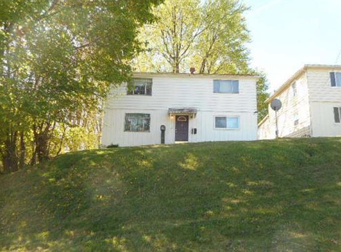 1st image of 394 & 396 E Lake Ave