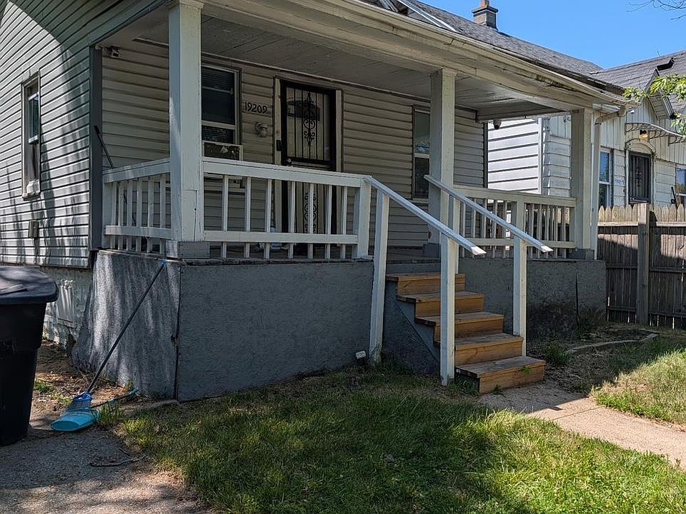 1st image of 19209 Helen St