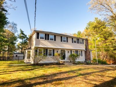 10 Longmeadow Rd, Norfolk, MA, 02056