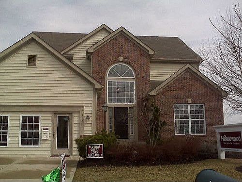 2nd image of 118 Springer Woods Blvd