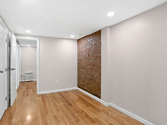 2nd image of 423 E 12th St APT 1RE