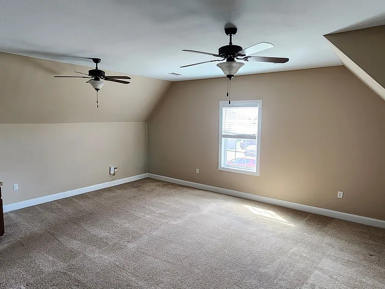 7670 Knobdate Rd — Photo 15