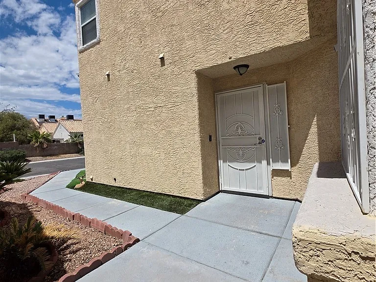 2524 Silver Shadow Dr — Photo 6