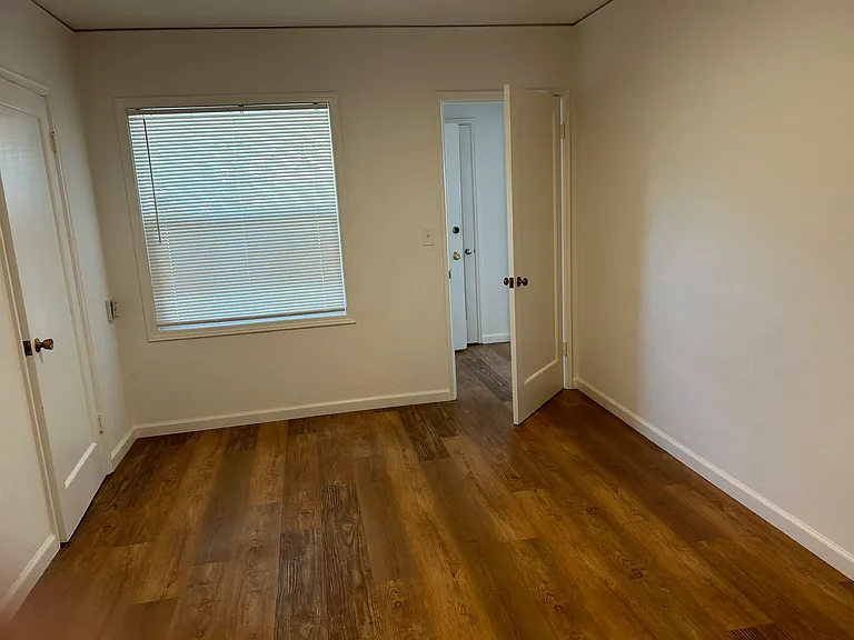 26 E Cortland Ave — Photo 13